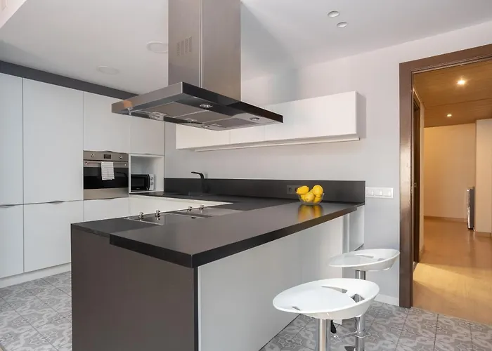 Sunny Beachside Haven 2 Bd In The Marina District